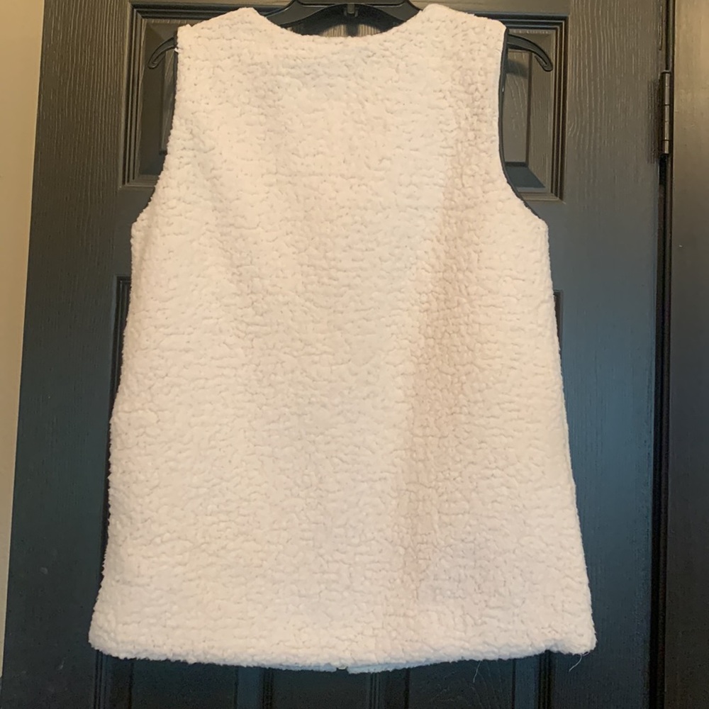 Ellison Vest - image 4